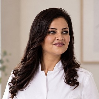 Dokter Nagita Grover-Khatri, BIG-geregistreerd basisarts bij Qlinic